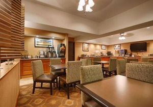 Best Western Plus Mishawaka Inn