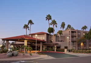Best Western Plus Scottsdale Thunderbird Suites