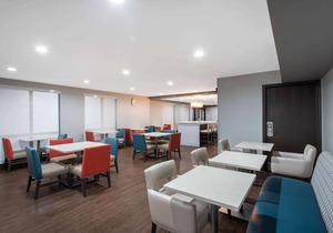 Best Western Plus Lafayette Hotel University Area