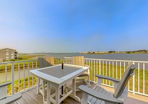 Bethany Bay 3rd floor condo w/pool, hot tub, tennis court, on-site golf