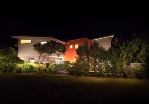Black diamond beach house