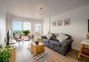 Blouberg Beachfront Apartment - Loadshedding free