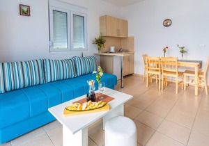 Blue Mediterranean with stunning sea view,one bedroom ,private parking