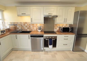 Bramley Cottage - Two Bedroom House, Sleeps 4