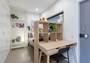 BRAND NEW! 1BR + Study Apt in Homebush Sleeps 5