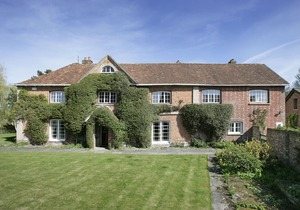 Bridge Farmhouse - Eight En suite bedrooms