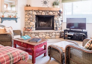 Bridgepoint Condo 11 - On Trail Creek & Walk to Downtown & Ski Lifts