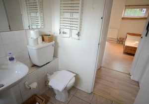 Bright & Spacious Studio Flat in SE8