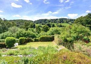 Bron y Fedw - Three Bedroom House, Sleeps 6