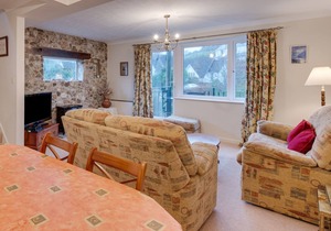 Brook House - Three Bedroom House, Sleeps 5