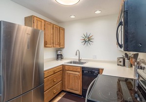 Brookside I A-403 | 2 Bed, 1 Bath