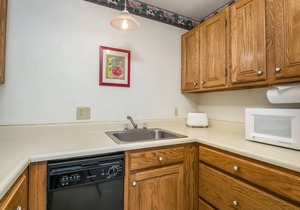 Brookside I B-104 | 2 Bed, 1 Bath