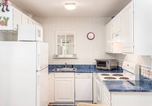 Brookside I B-306 | 2 Bed, 1 Bath