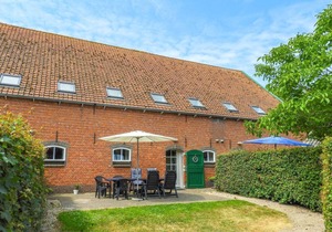 Bungalow ∙ 3 bedrooms ∙ 9 guests