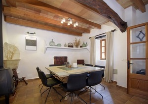 Ca`n Picassa - Three Bedroom Villa, Sleeps 6