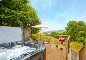 Cabin ∙ 2 bedrooms ∙ 4 guests