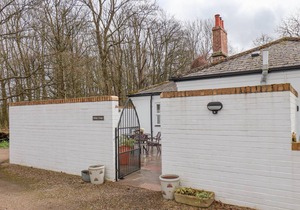 Cabin ∙ 2 bedrooms ∙ 4 guests