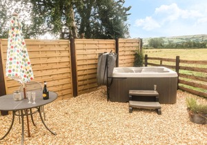 Cabin ∙ 2 bedrooms ∙ 4 guests