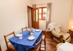 Cabin ∙ 2 bedrooms ∙ 4 guests