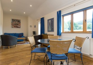 Cabin ∙ 2 bedrooms ∙ 4 guests