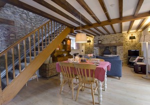 Cabin ∙ 2 bedrooms ∙ 4 guests