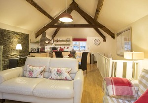 Cabin ∙ 2 bedrooms ∙ 4 guests