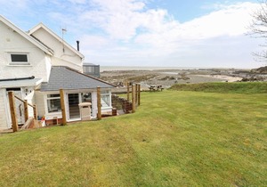 Cabin ∙ 2 bedrooms ∙ 7 guests