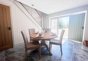 Cabin ∙ 2 bedrooms ∙ 4 guests