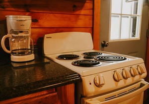 Cabin 2301 - Cute Log Cabin inside Private Resort
