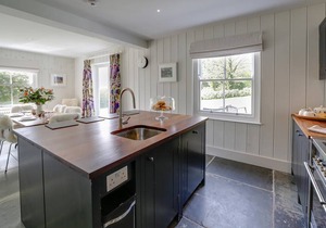 Cabin ∙ 3 bedrooms ∙ 8 guests