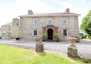 Cabin ∙ 8 bedrooms ∙ 16 guests