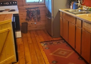 Cabin with Teton view nestled between Grand Teton National Park and Yellowstone