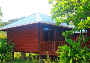 Calabash Bight Cabins with Breakfast, Beach & Kayaks