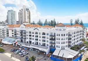 Calypso Plaza Resort Unit 217 - Central Coolangatta beachfront location