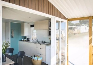 Camping de la Baie de Térénez * - Comfort Loggia Bay mobile home 3 rooms 4 people