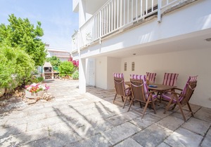 Can Miquelet - Three Bedroom Apartment, Sleeps 6