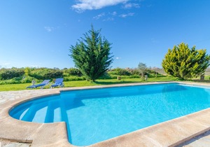 Can Tolo Pocaroba - Three Bedroom Villa, Sleeps 6