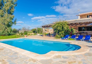 Can Tolo Pocaroba - Three Bedroom Villa, Sleeps 6