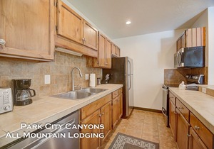 Canyons View 19: 2 bedroom 2 bathroom walk to the Cabriolet lift
