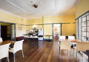 Captain Stirling Hotel