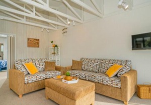 Captains Bach at Cooks - Upstairs Holiday Unit