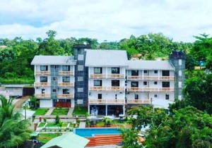 Captivating 3-Bed Apartment in Kribi