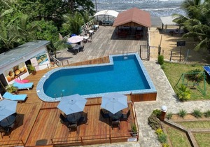 Captivating 3-Bed Apartment in Kribi