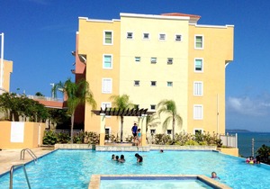 Caribbean Island Resort Life Style In Ocean Front Property At Peñamar Ocean Club