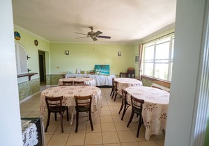 Caribbean View, Double Queen Beds, plenty of Island Charm and breakfast
