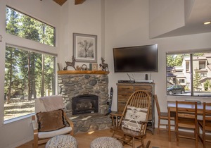 Carnelian Woods # 11: Cozy Carnelian Bay Condo with Excellent Amenities