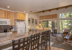 Carnelian Woods # 11: Cozy Carnelian Bay Condo with Excellent Amenities