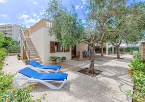 Casa Berna - Three Bedroom Villa, Sleeps 6