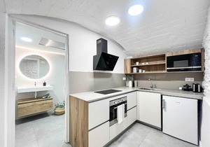 Casa Besalú - Estudio en el centro del pueblo