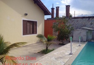 Casa com Piscina
